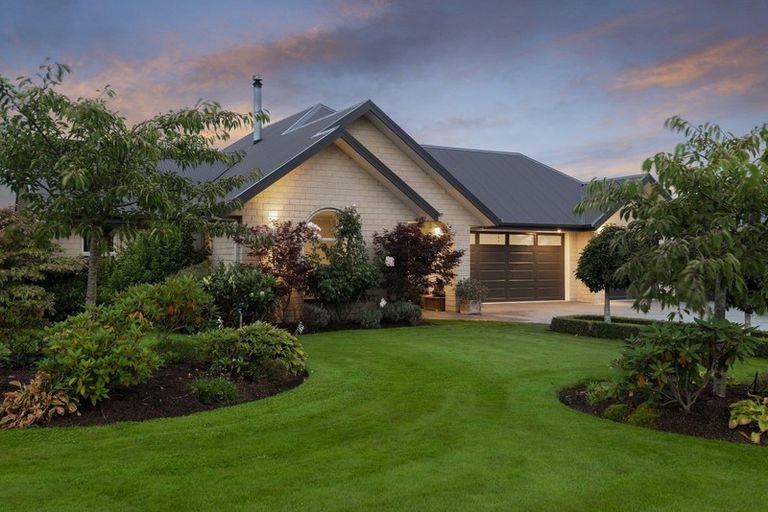 Photo of property in 14 Stables Drive, Lincoln, 7608