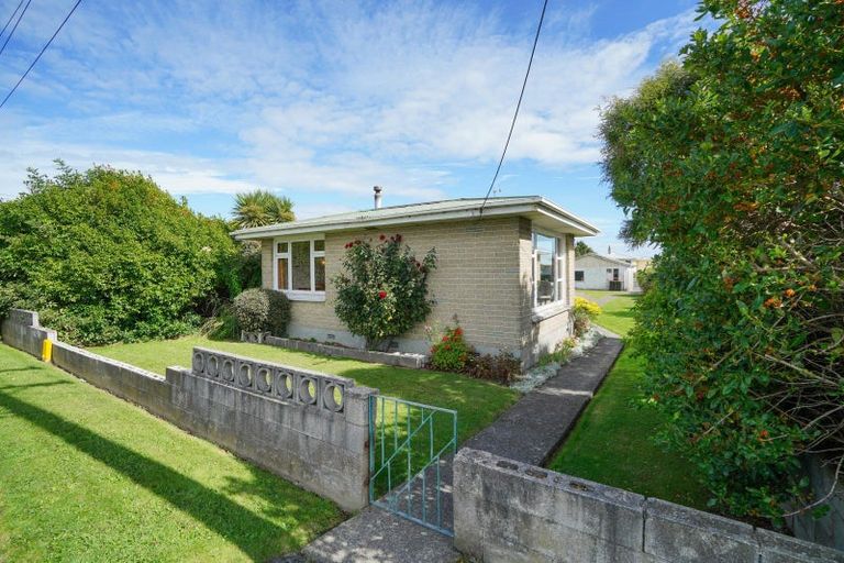 Photo of property in 16 Dunbeath Crescent, Kew, Invercargill, 9812