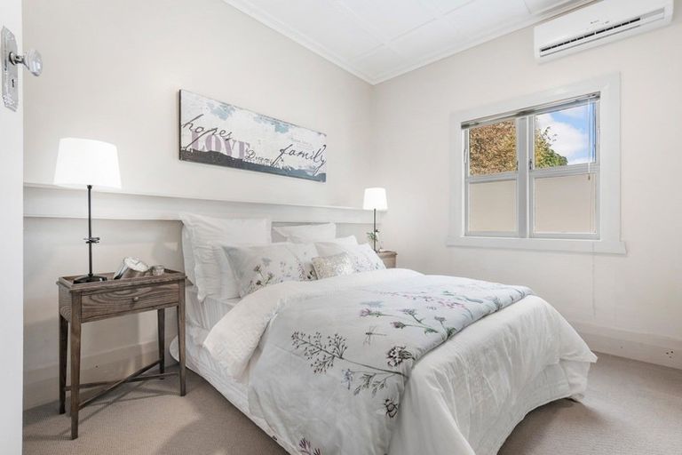 Photo of property in 143 Queen Street, Pukekohe, 2120