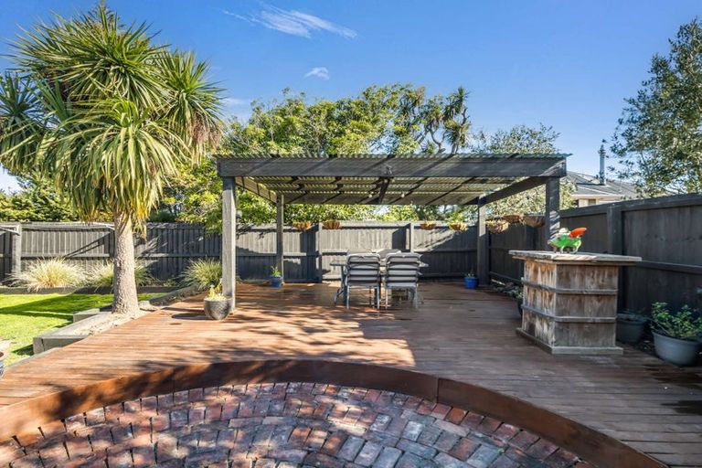 Photo of property in 54 Marriotts Road, North New Brighton, Christchurch, 8083