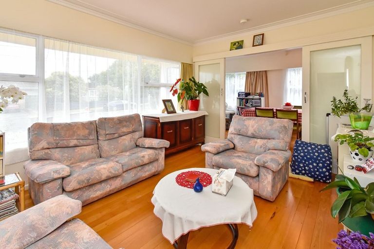 Photo of property in 24 Collie Street, Hillpark, Auckland, 2102