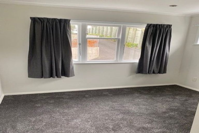 Photo of property in 145 Karepa Street, Brooklyn, Wellington, 6021