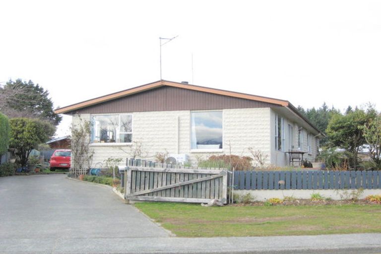 Photo of property in 11 Henry Street, Te Anau, 9600