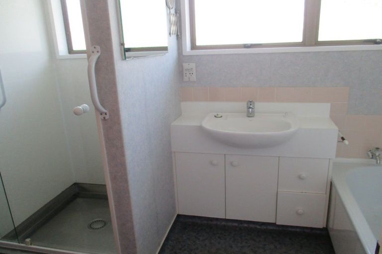 Photo of property in 12a Palm Avenue, Hokowhitu, Palmerston North, 4410