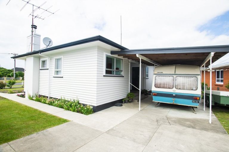 Photo of property in 15 Emily Street, Riverdale, Gisborne, 4010
