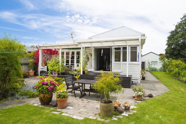 Photo of property in 8 Domett Street, Whataupoko, Gisborne, 4010