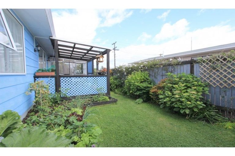 Photo of property in 60c Mclauchlan Street, Springlands, Blenheim, 7201