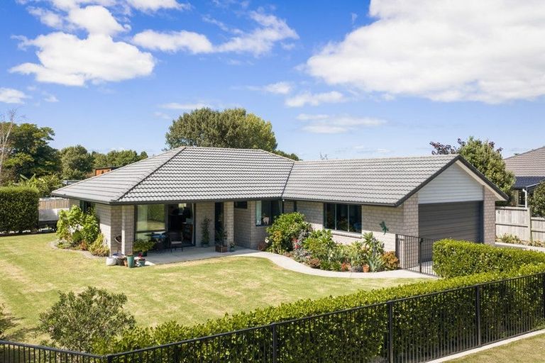 Photo of property in 1 Anatere Rise, Athenree, Katikati, 3177