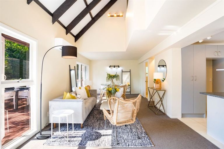 Photo of property in 2/19 Utting Street, Birkdale, Auckland, 0626