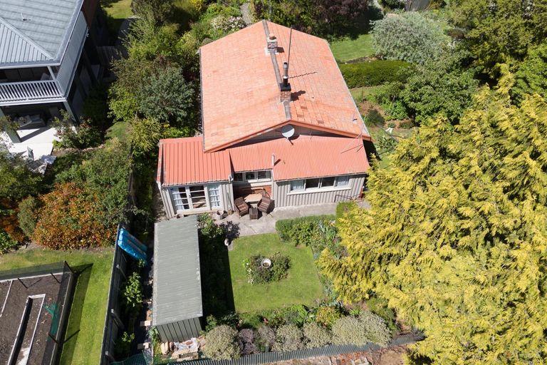 Photo of property in 4 Exeter Street, Waimate, 7924