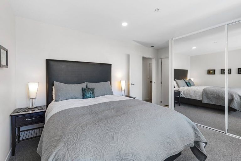 Photo of property in 21/12 Maunganui Road, Mount Maunganui, 3116