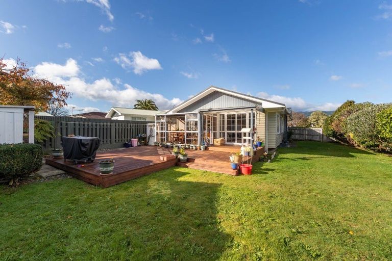 Photo of property in 94 Pasadena Crescent, Totara Park, Upper Hutt, 5018