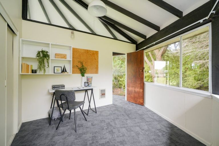 Photo of property in 102 Black Road, Otatara, Invercargill, 9879