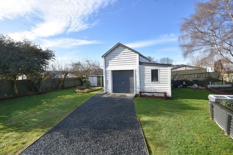 Photo of property in 37 Chaucer Street, Milton, 9220