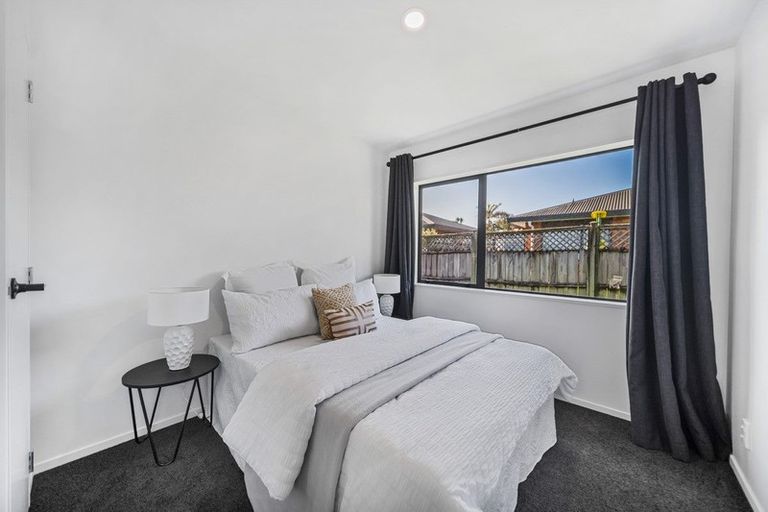 Photo of property in 8 Alderson Lane, Favona, Auckland, 2024