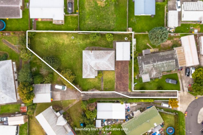 Photo of property in 12 Le Havre Place, Takanini, 2112