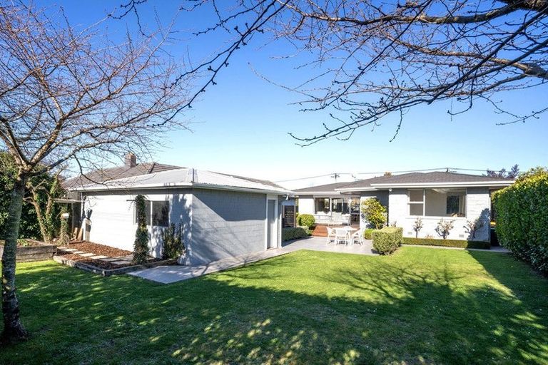 Photo of property in 203 Knowles Street, St Albans, Christchurch, 8052