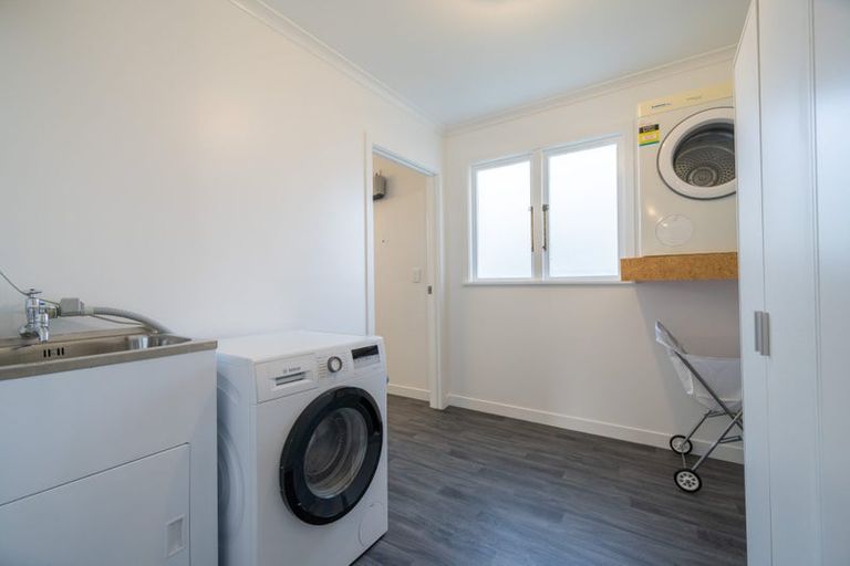 Photo of property in 25 Henry Street, Te Anau, 9600