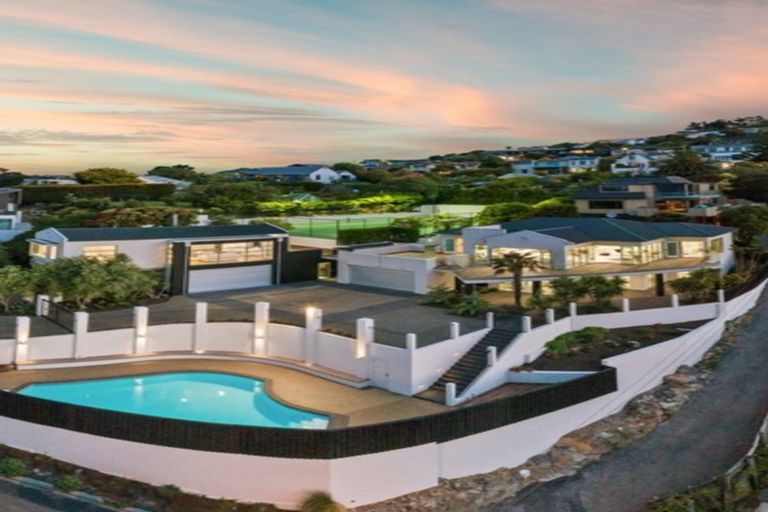 Photo of property in 25 Kinsey Terrace, Clifton, Christchurch, 8081