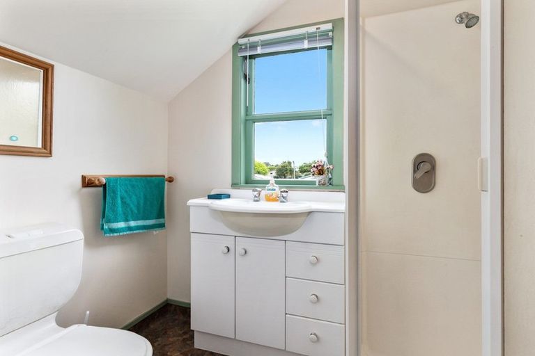 Photo of property in 118 Forest Lake Road, Forest Lake, Hamilton, 3200