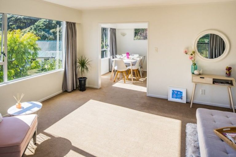Photo of property in 23 Yarrow Place, Papakowhai, Porirua, 5024