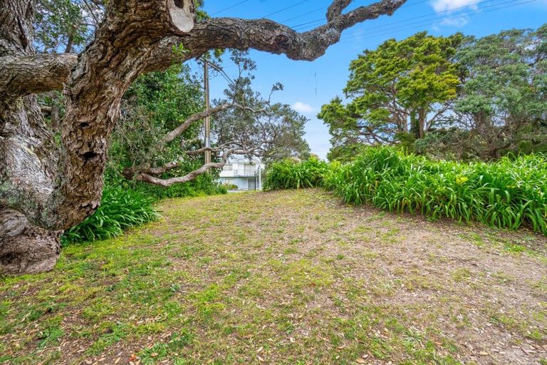 Photo of property in 870 Matapouri Road, Matapouri, Whangarei, 0173