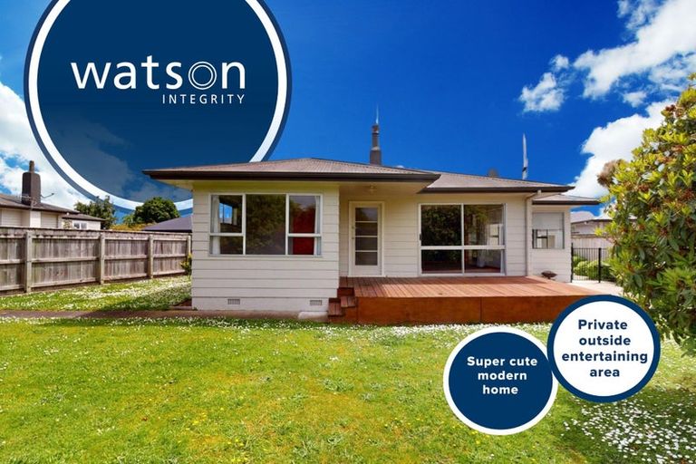 Photo of property in 44 Pharazyn Street, Feilding, 4702