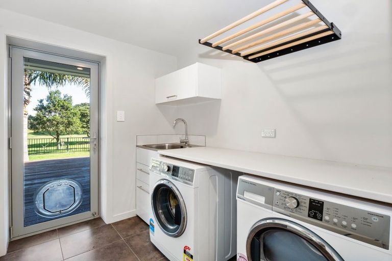 Photo of property in 128b Oceanbeach Road, Mount Maunganui, 3116