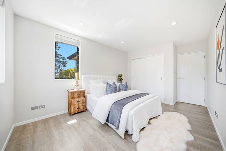 Photo of property in 132a Lynwood Road, New Lynn, Auckland, 0600