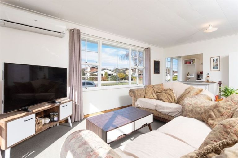 Photo of property in 2/31 Hartford Street, Burnside, Christchurch, 8053