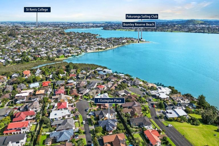 Photo of property in 5 Essington Place, Half Moon Bay, Auckland, 2012