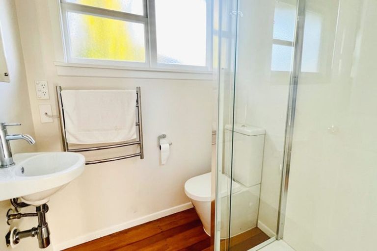 Photo of property in 59 Staveley Street, Avonhead, Christchurch, 8042