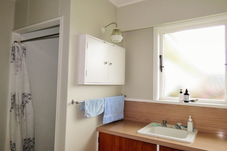 Photo of property in 194 Muhunoa Road East, Ohau, Levin, 5570