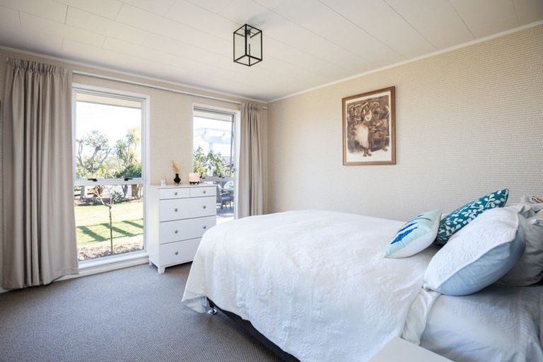 Photo of property in 51 Manu Crescent, Upper Vogeltown, New Plymouth, 4310
