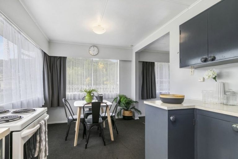 Photo of property in 258 Wellington Road, Wainuiomata, Lower Hutt, 5014