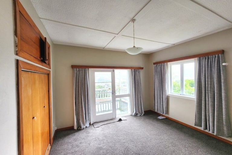Photo of property in 106a The Parade, Island Bay, Wellington, 6023
