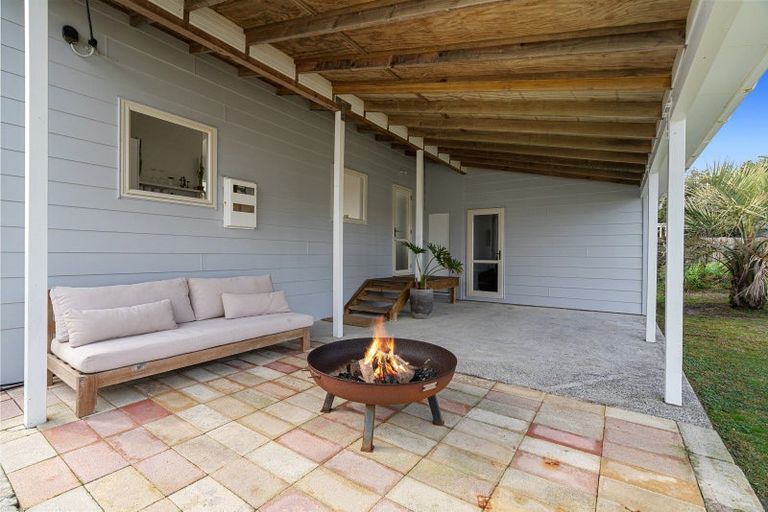 Photo of property in 401 Pukehina Parade, Pukehina, Te Puke, 3189