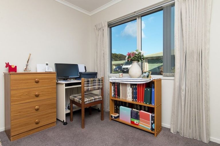 Photo of property in 4/8 Village Place, Tuakau, 2121