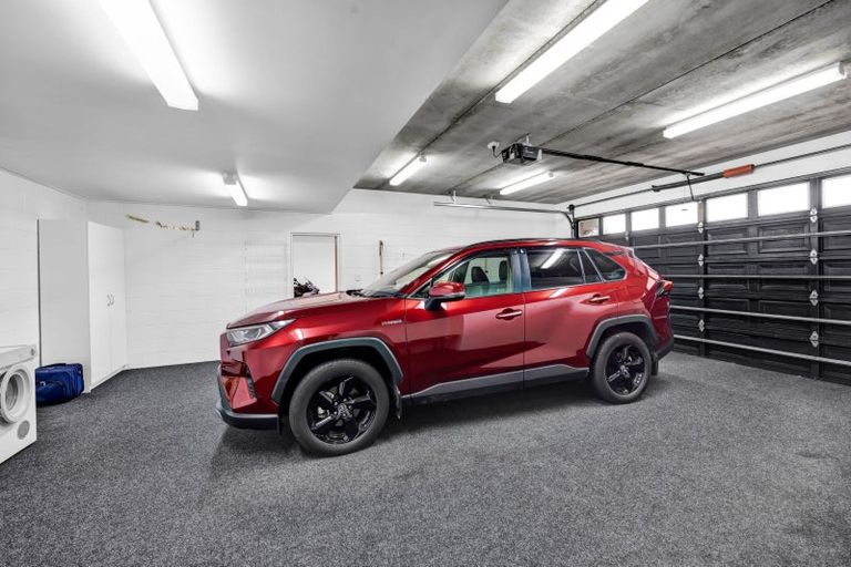 Photo of property in 97 Parklands Avenue, Bell Block, New Plymouth, 4312