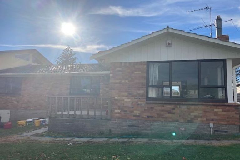 Photo of property in 97 Ti Rakau Drive, Pakuranga, Auckland, 2010