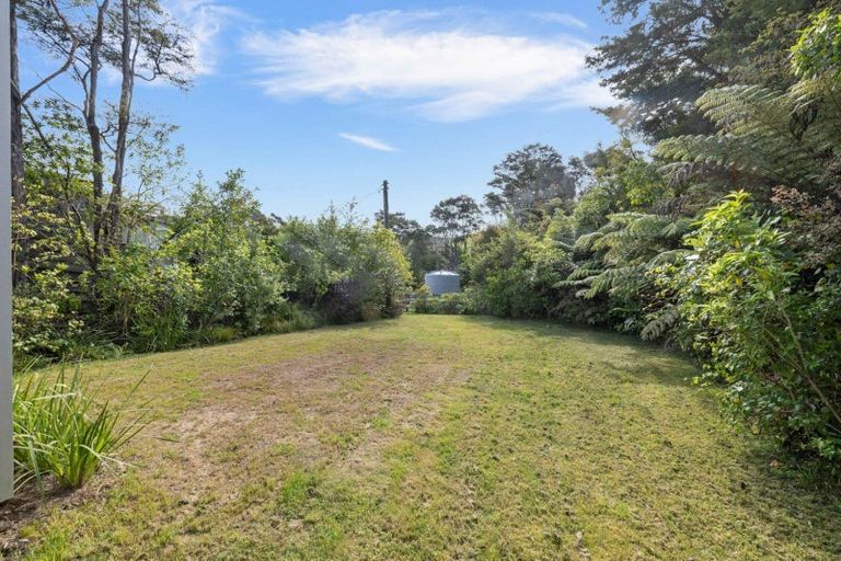 Photo of property in 105 Bays Road, Orere Point, 2585