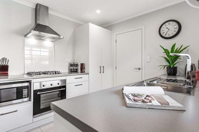 Photo of property in 3 Manawaroa Close, Grandview Heights, Hamilton, 3200