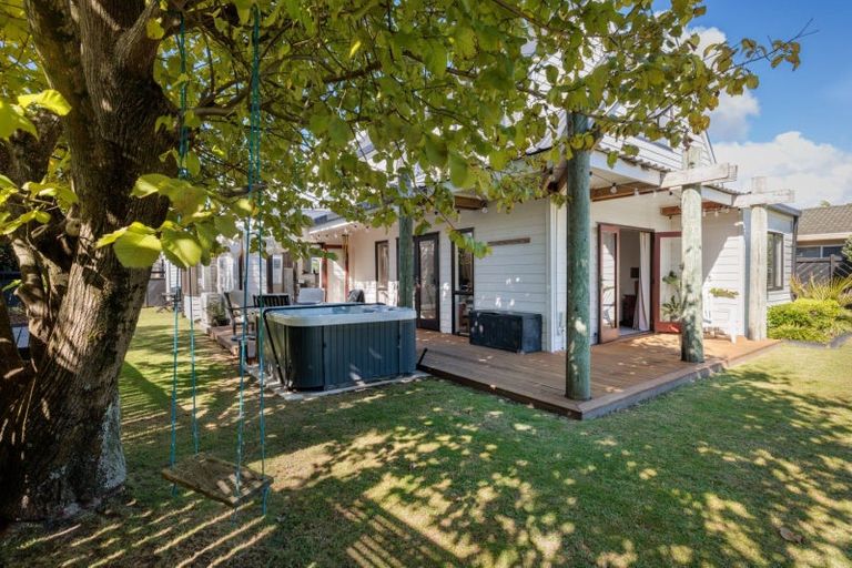 Photo of property in 39 Hibiscus Avenue, Mount Maunganui, 3116