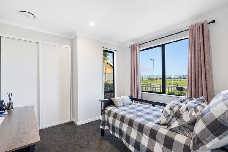 Photo of property in 42 Manakura Street, Russley, Christchurch, 8042