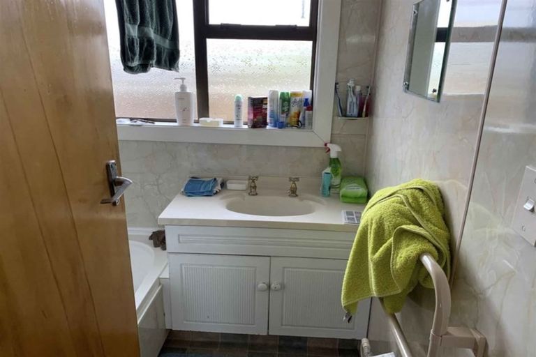 Photo of property in 82 Scott Street, Strathern, Invercargill, 9812