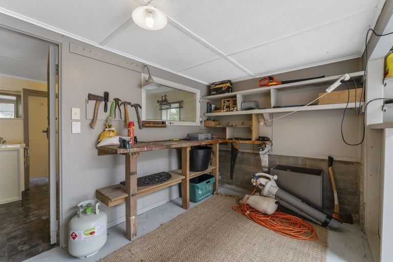 Photo of property in 4 Titoki Road, Waikanae Beach, Waikanae, 5036