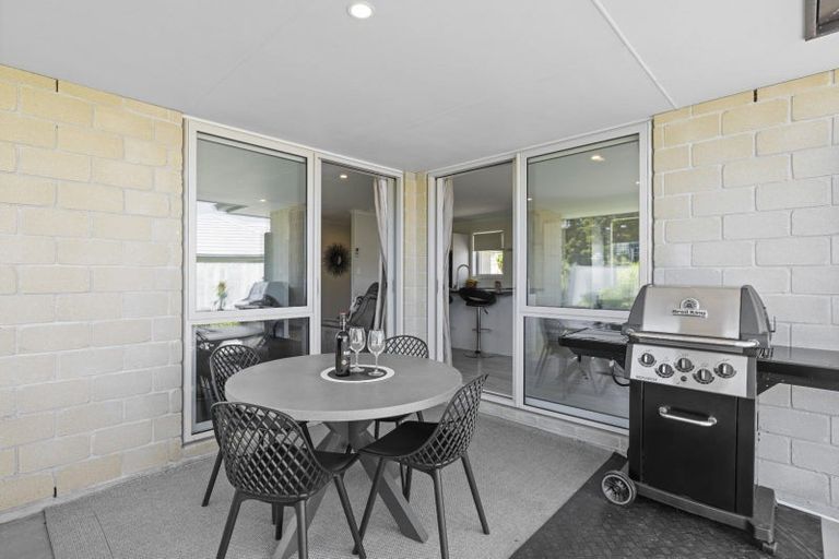 Photo of property in 18 Elena Place, Welcome Bay, Tauranga, 3112