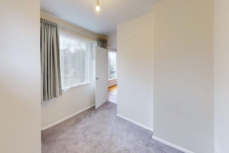Photo of property in 33 Dale Road, Raumati South, Paraparaumu, 5032