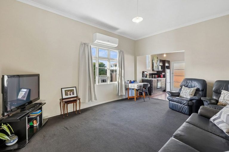 Photo of property in 13 Richardson Street, Saint Kilda, Dunedin, 9012