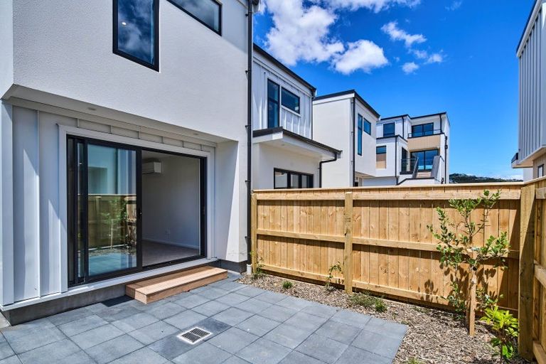 Photo of property in 17/10 Pascoe Avenue, Paremata, Porirua, 5026